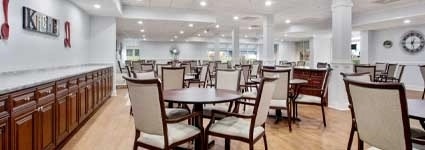senior dining area with Comfort and cleanliness